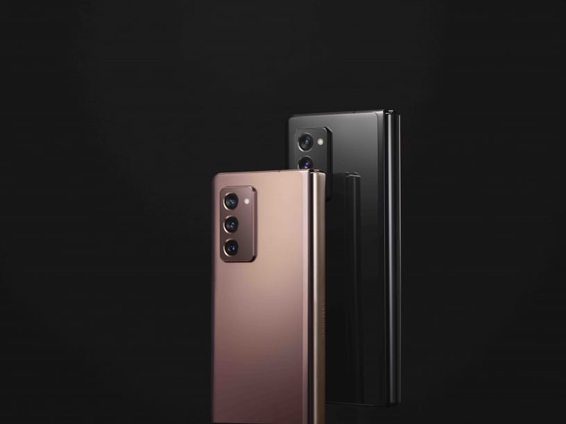 三星新一代摺疊手機 Galaxy Z Fold2 登場,左右雙開加大螢幕、拍照效果再升級!
