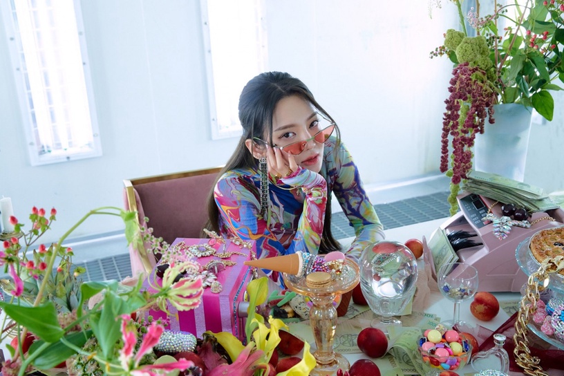 少女時代五人和 SM再續約!少時成員近況,徐玄JTBC新劇《私生活》將上檔,太妍推新OST