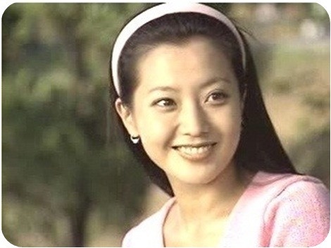 《Alice愛麗絲》金喜善致敬20年前舊作!42歲金喜善演大學生,竟都沒變老!