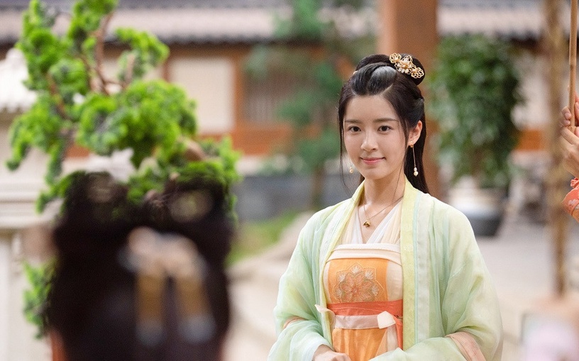 古裝劇《三嫁惹君心》古裝男神&女神10:董馨