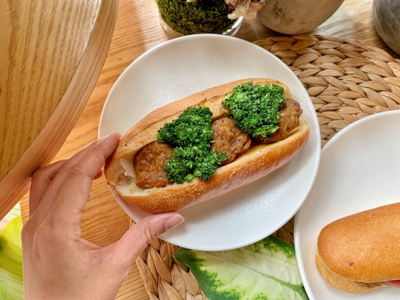 星巴克也吃得到生吐司!星巴克推「星風格蔬食計畫」,燕麥奶生吐司、肉丸三明治都好吃