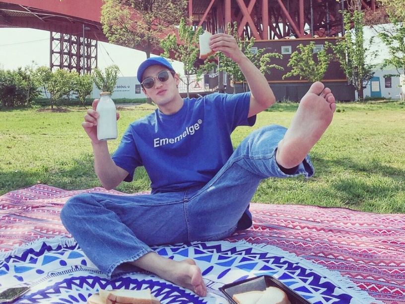 李準基劇中沒感情、私下其實超活潑!韓星螢光幕前後反差對比,李敏鎬根本是呆萌歐爸