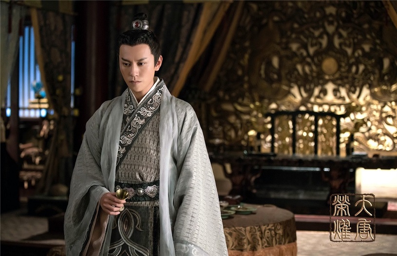 和任嘉倫同公司的古裝男神4:秦俊傑
