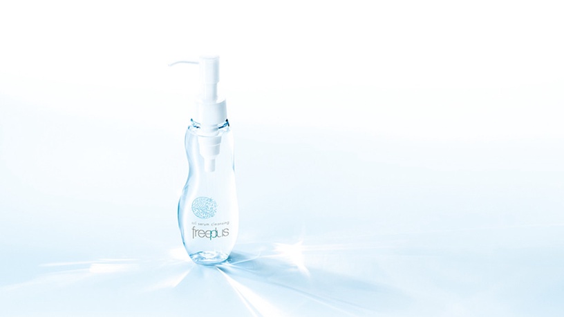 潤膚、卸粧一次到位!freeplus「溫和淨潤卸粧精華油」,88%精華油添加,洗回初生嫩肌