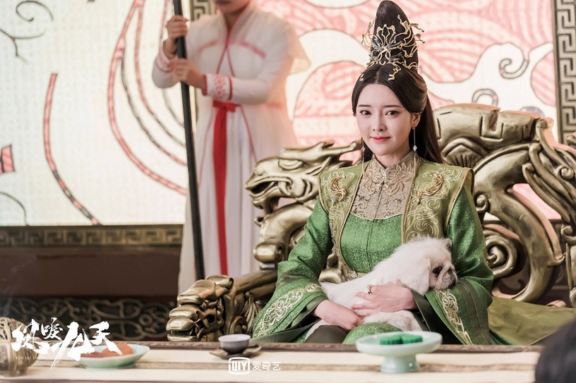 古裝劇《鳳唳九天》古裝男神&女神6:張璇 飾演 姚素鸞