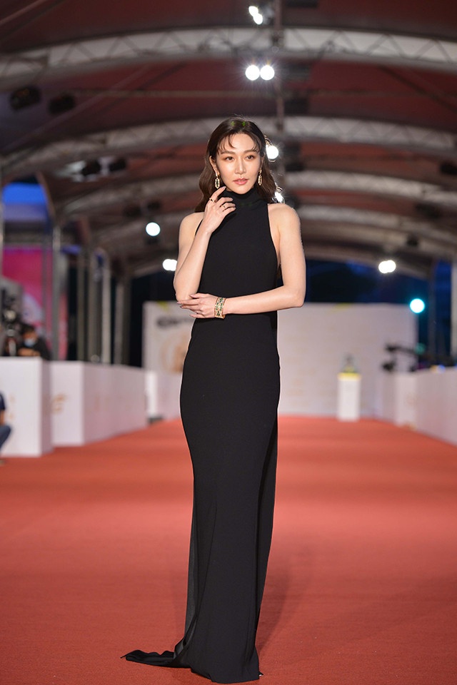 2020第55屆金鐘獎紅毯十美:曾莞婷