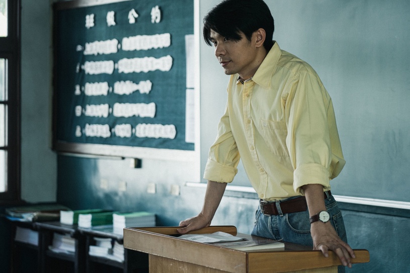 影集版《返校》12月上檔!翠華中學三十年後故事再啟,金鐘視帝姚淳耀上演師生戀輪迴