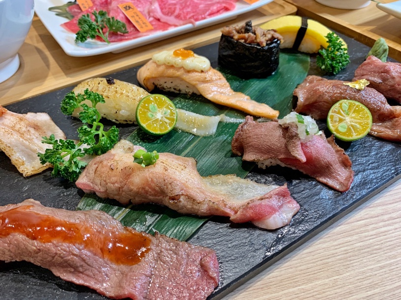 除了燒肉之外，「鐵火燒肉微風台北車站店」還推出了握壽司
