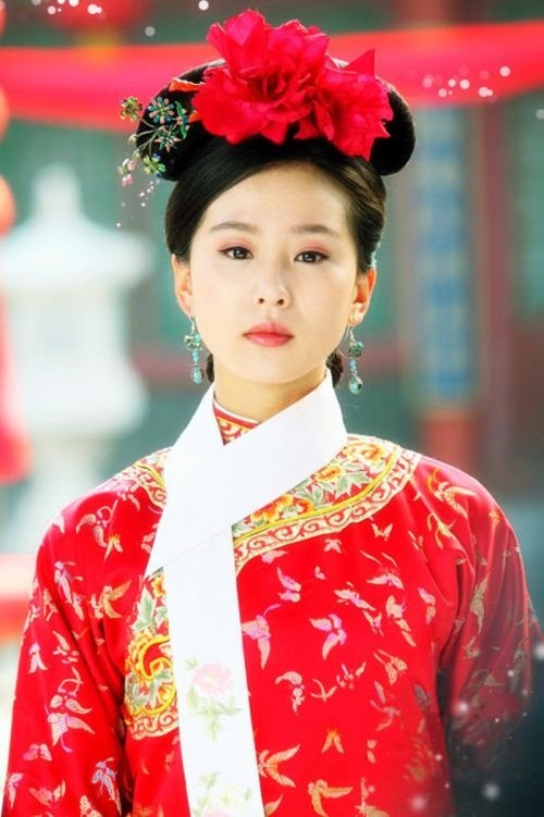 頂流小花的清宮劇造型5:劉詩詩 飾演《步步驚心》馬爾泰·若曦