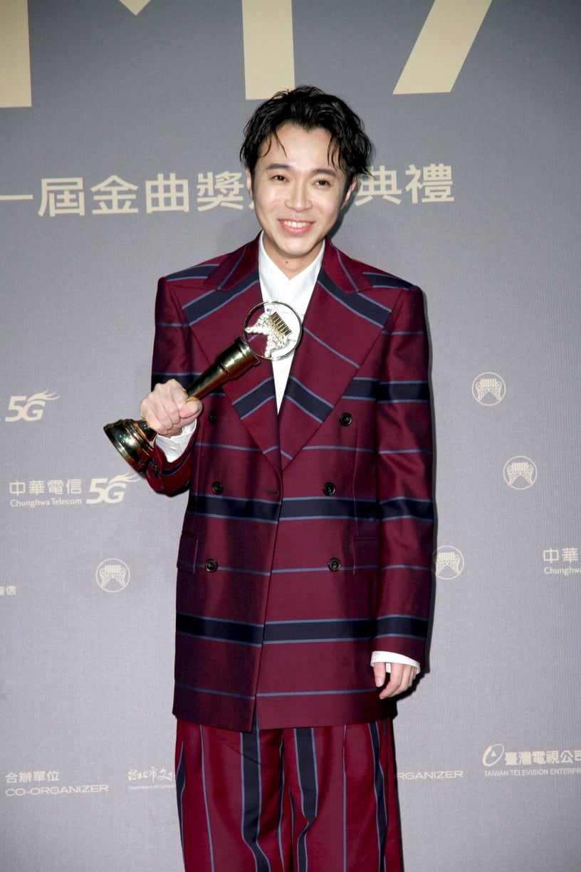 金曲31/青峰獲得最佳男歌手!「我要謝謝自己沒有被打倒,謝謝我自己死命地去唱歌」