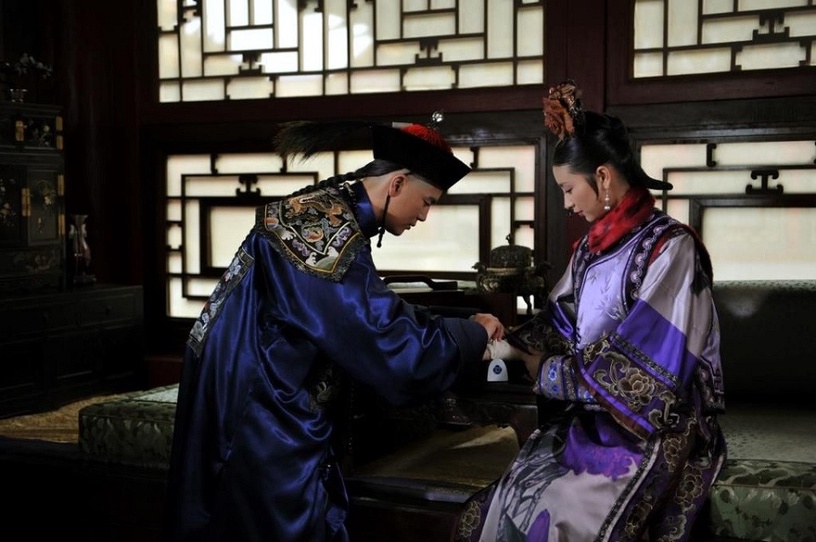 《甄嬛傳》劇版&原著小說差異14:沈眉莊和溫實初的偷歡非常激情
