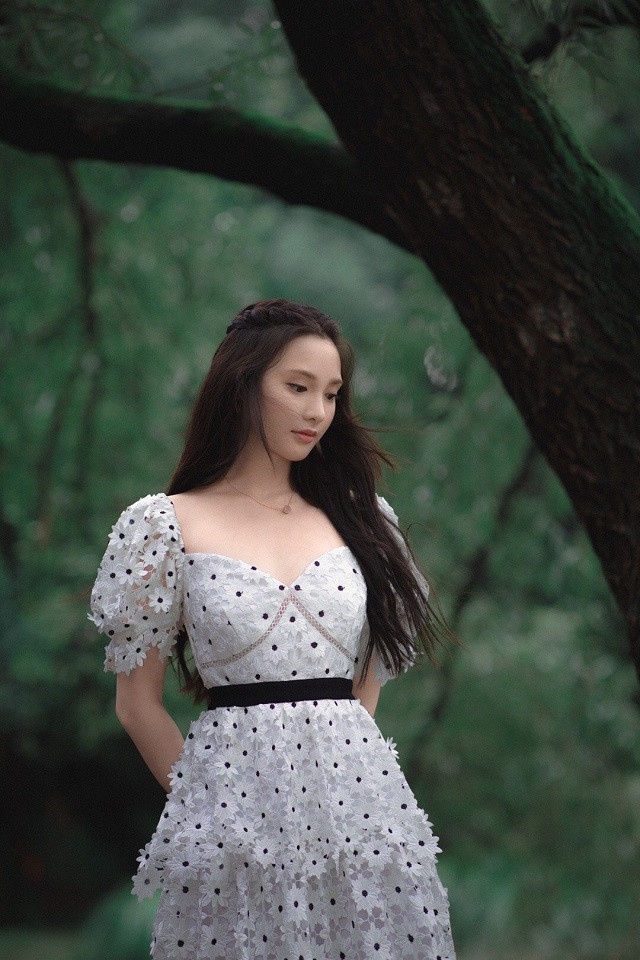 原本不是演員的陸劇明星7:彭小苒 主持人