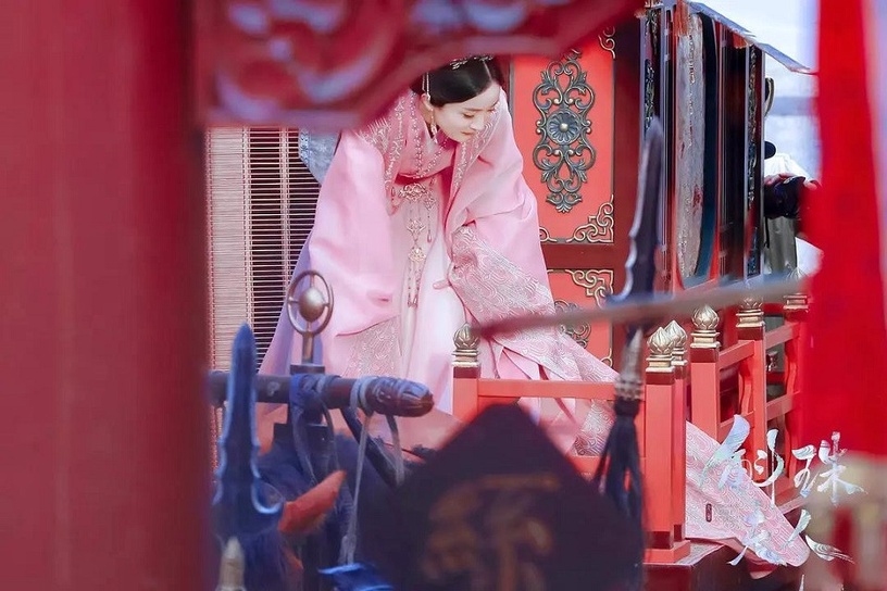 古裝劇「粉衣女神」1:楊冪《斛珠夫人》、《扶搖》