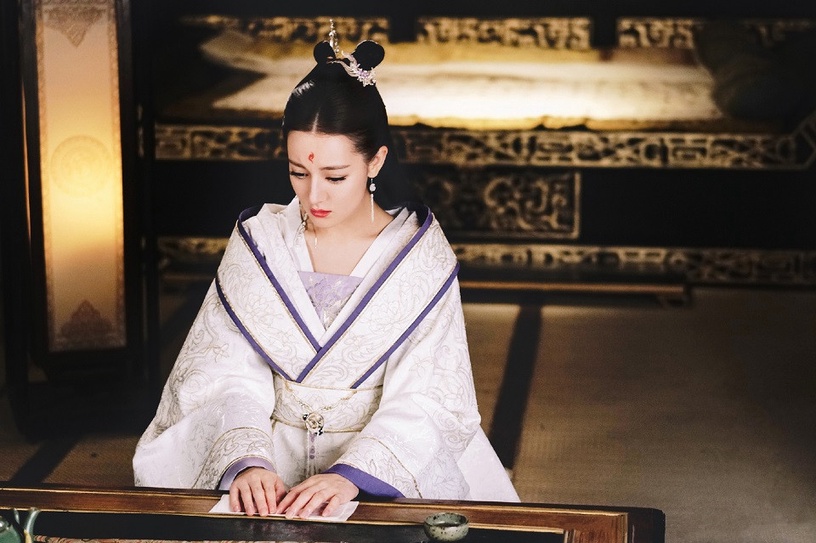 2020最高熱度的陸劇女主8:《三生三世枕上書》白鳳九 迪麗熱巴飾演