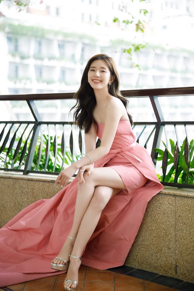 女星紅毯造型6:趙露思