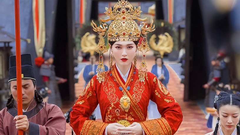 古裝劇「美絕人寰的皇后造型」1:唐嫣 飾演《燕雲台》蕭燕燕