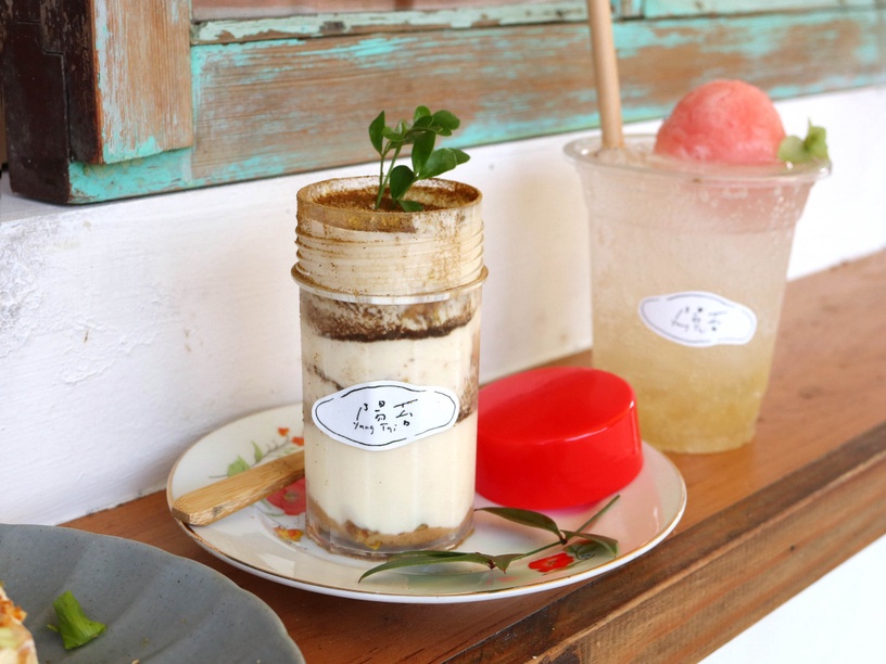 要加香菜!IG超夯甜點店「陽苔Yang Tai」,每日限定「香菜千層、中藥罐提拉米蘇」必吃