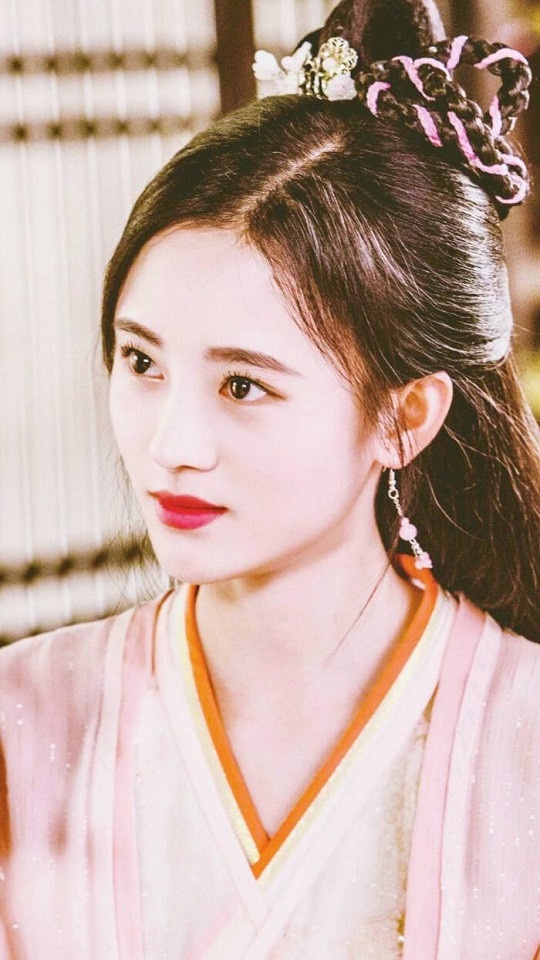 鞠婧禕古裝劇角色6:《軒轅劍之漢之雲》蘭茵