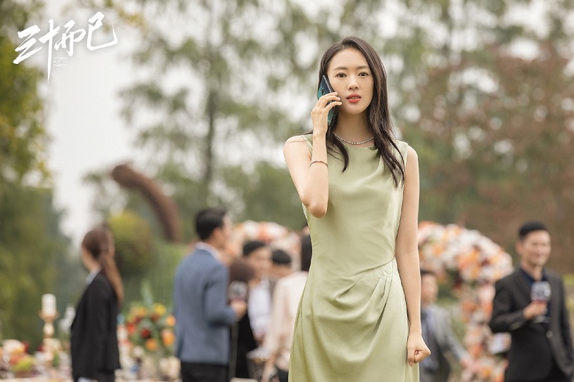 9部陸劇「錯把女二當女主」!童瑤《三十而已》蓋過江疏影，白鹿、趙麗穎演配角都搶戲 - BEAUTY美人圈
