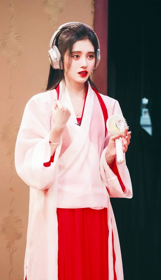 經典古裝角色致敬版10:鞠婧禕 飾演《大話西遊》紫霞仙子