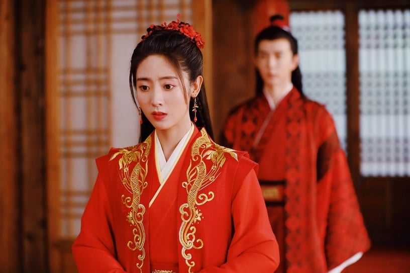 近期熱播古裝劇「紅衣美人」6:邢菲 飾演《明月曾照江東寒》戰清泓