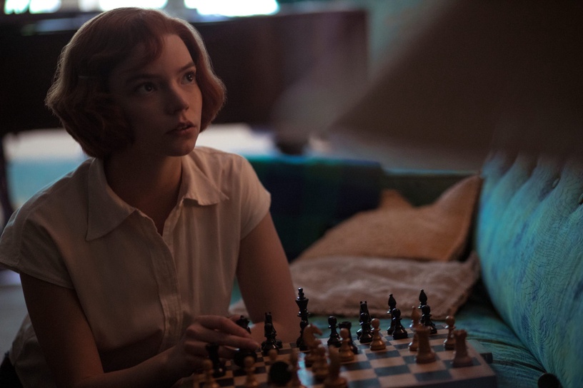 Netflix《后翼棄兵》5亮點!《哈利波特》達力 《移動迷宮》紐特現身,每盤棋局都真的