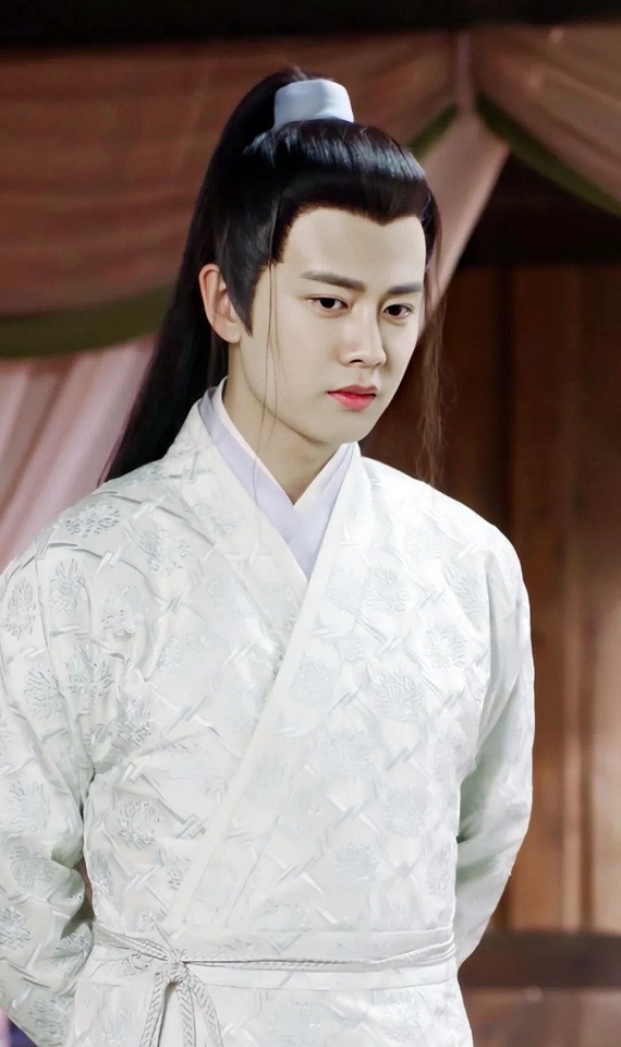 2020古裝劇「白衣美男」2:任嘉倫 飾演《錦衣之下》陸繹
