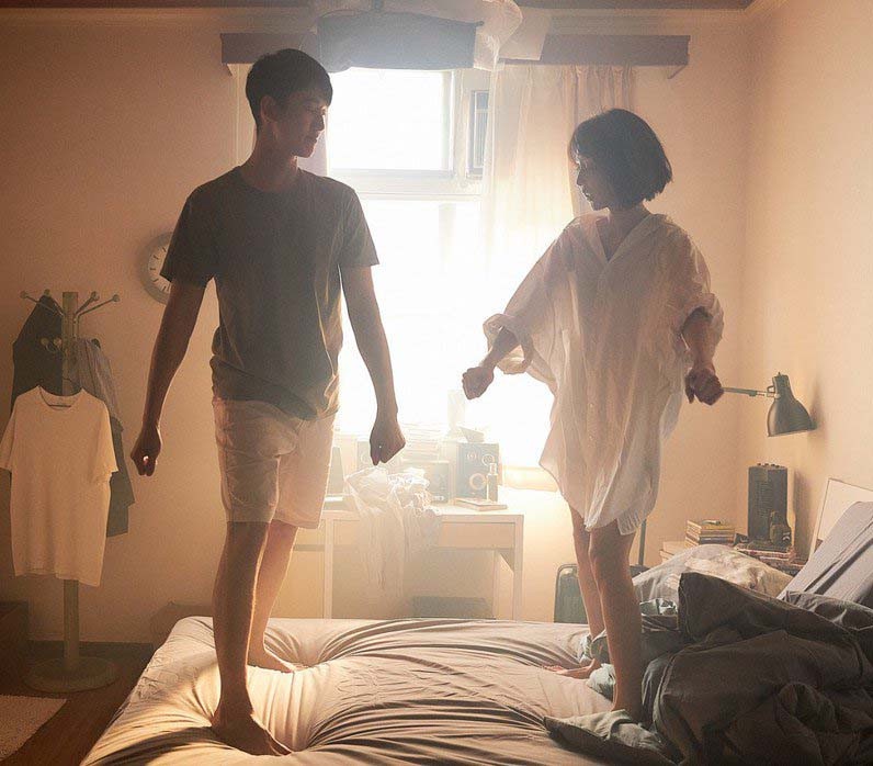 吳慷仁邵雨薇認愛!吳慷仁甜喚女友「小姐姐」,高調約會邵雨薇,光棍節最甜的一對!