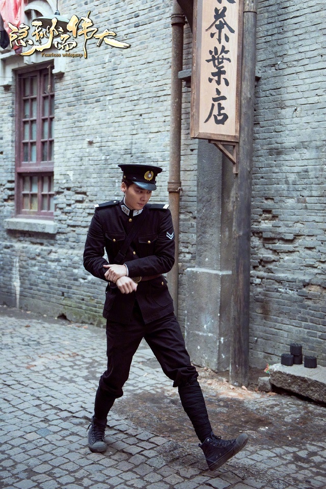熱播陸劇角色指數榜TOP 1:李易峰 飾演《隱秘而偉大》顧耀東