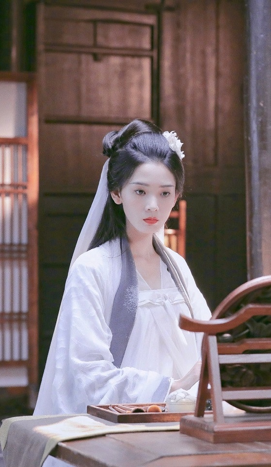 2020古裝劇「白衣美人」6:陳瑤 飾演《少女大人》蘇瓷