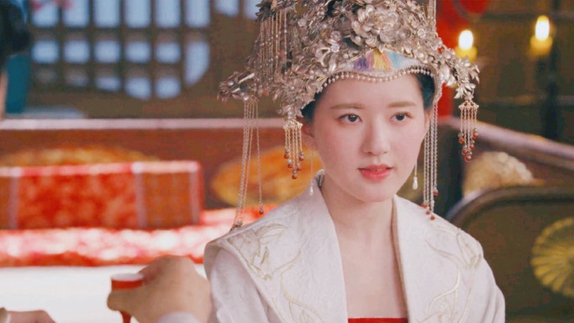 2020古裝劇「白衣美人」8:趙露思 飾演《傳聞中的陳芊芊》陳芊芊