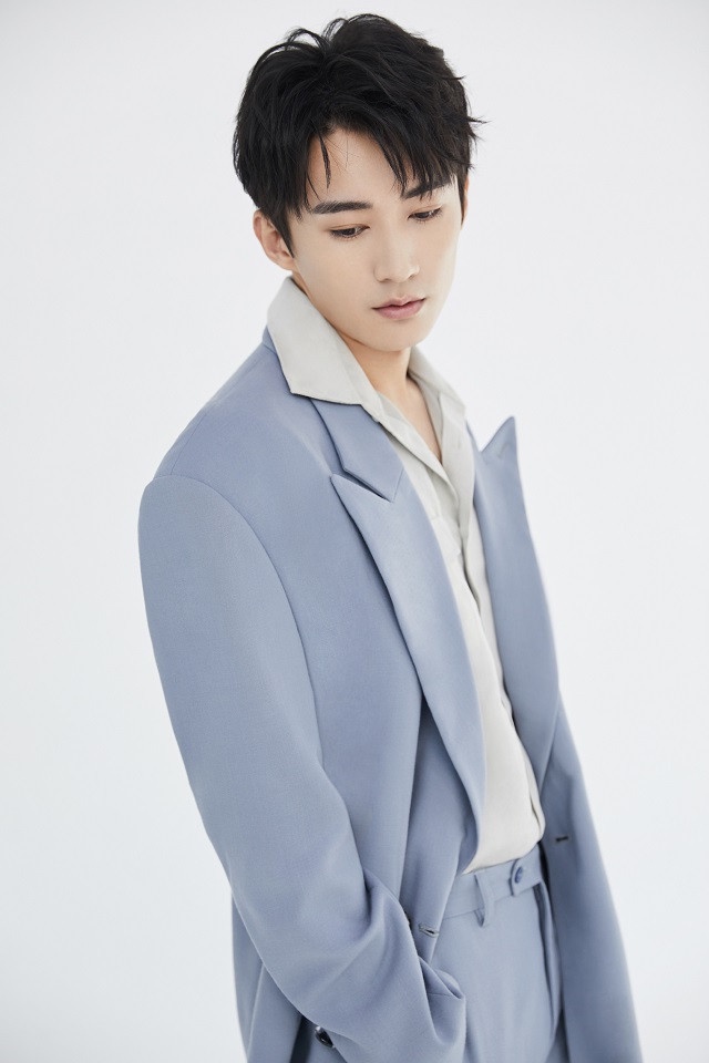 2020古裝劇「帥度不輸男主」的男配5:劉學義 飾演《琉璃》昊辰/柏麟帝君