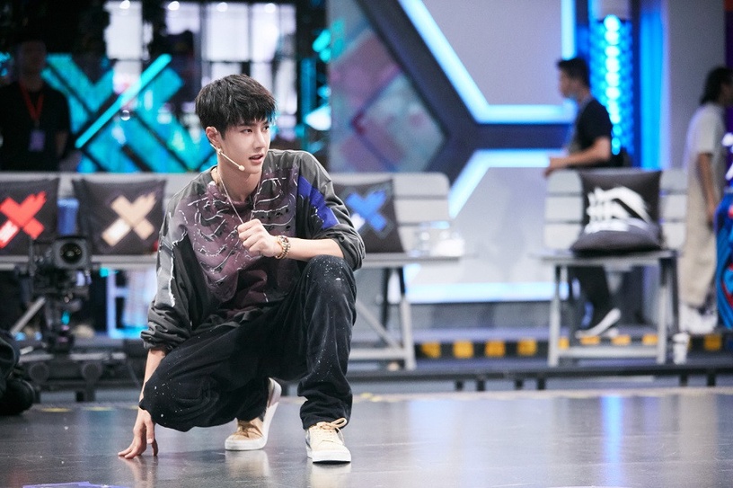 陸劇中「跨界最成功的演員」2:王一博 偶像男團→演員、主持人