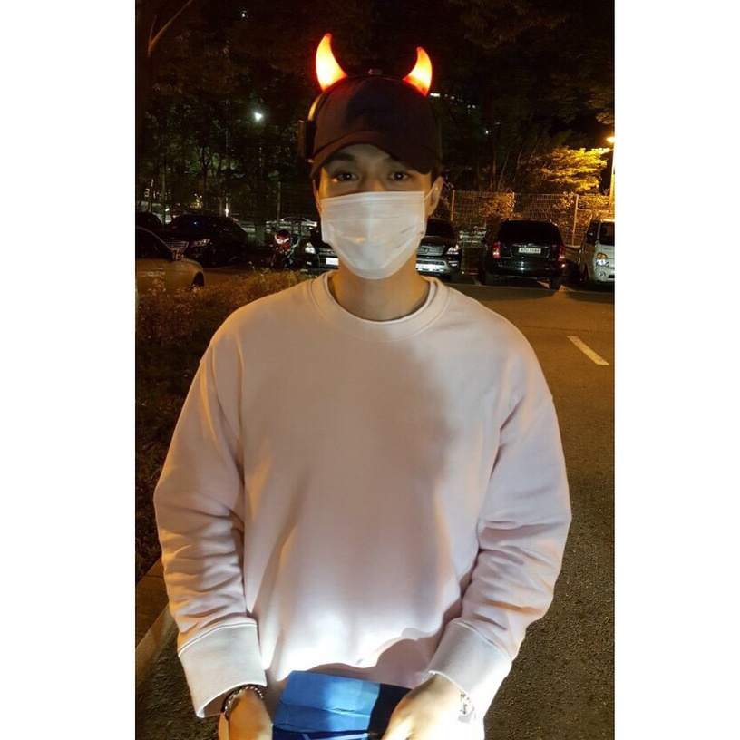 《九尾狐傳》李棟旭女友視角帥照4:家居男友系列