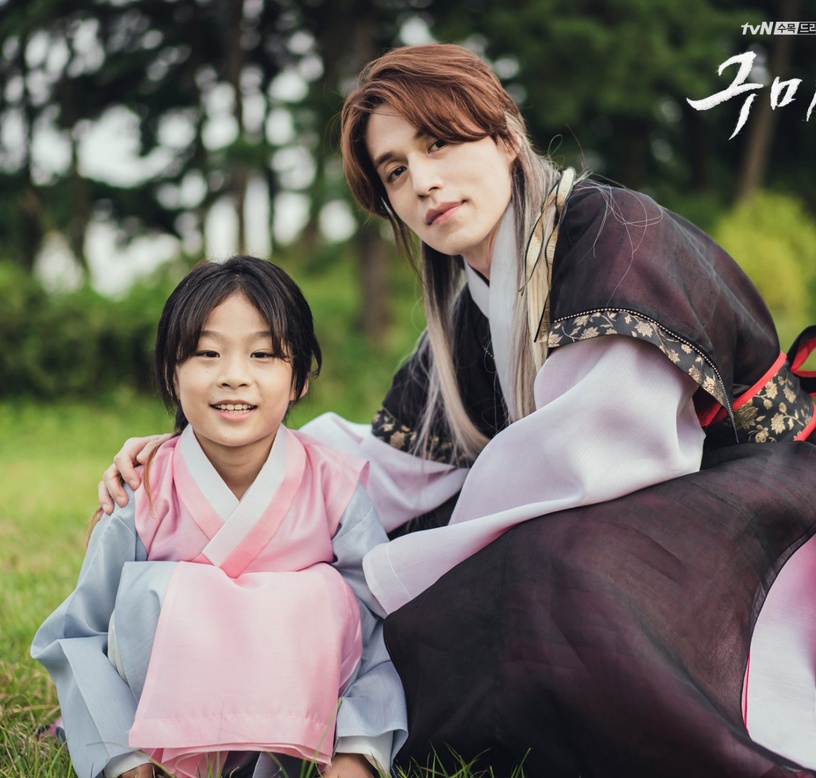 《九尾狐傳》李棟旭分享幕後趣事2:最喜歡的演員是?竟然不是趙寶兒或金汎!