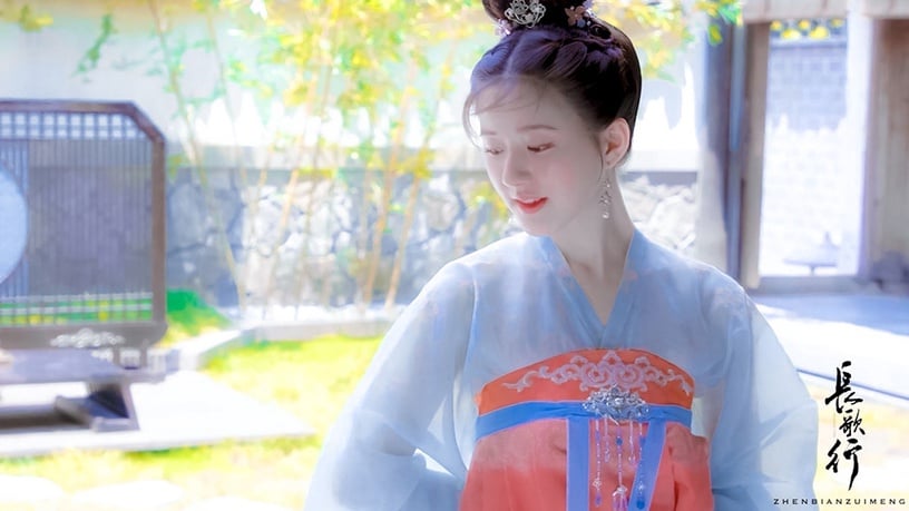網評最具潛力的古裝小花1:趙露思《國子監來了個女弟子》、《長歌行》、《且試天下》