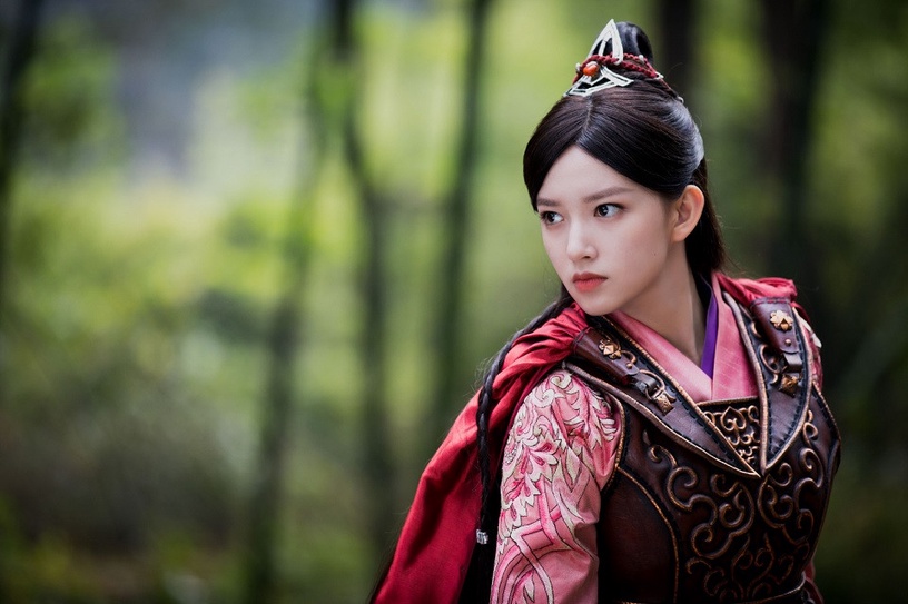 2020古裝劇女主的「戰袍造型」10:程瀟 飾演《天醒之路》秦桑