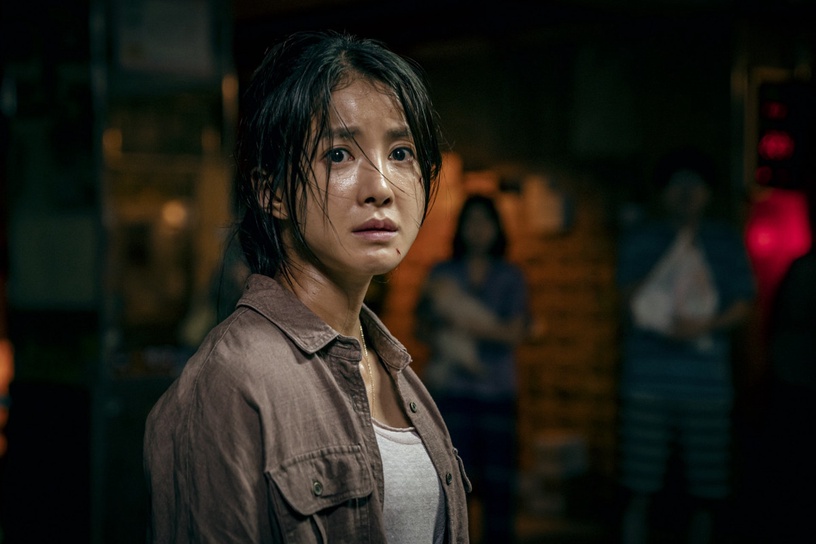 Netflix恐怖影集《Sweet Home》12月上線!改編韓國人氣驚悚漫畫,宋康&李到睍一起打怪