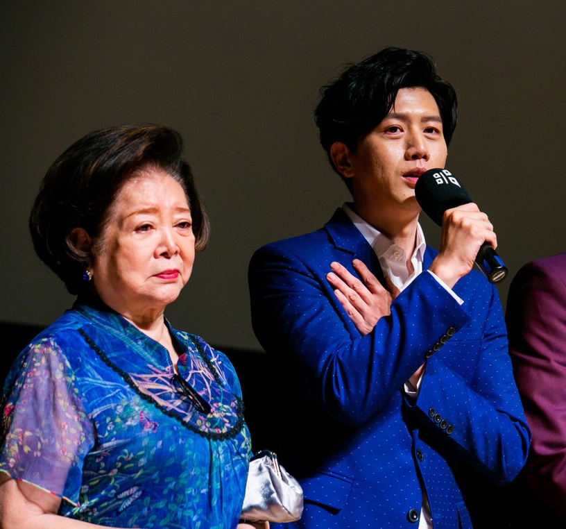 2020金馬影帝莫子儀揭密3:會幫媽媽擺地攤賣玉!低調乖巧的孝子