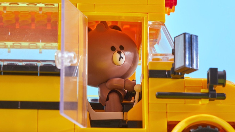 LINE FRIENDS「校車積木組」登場!打造專屬黃色校車,和寶寶熊大一起上學去