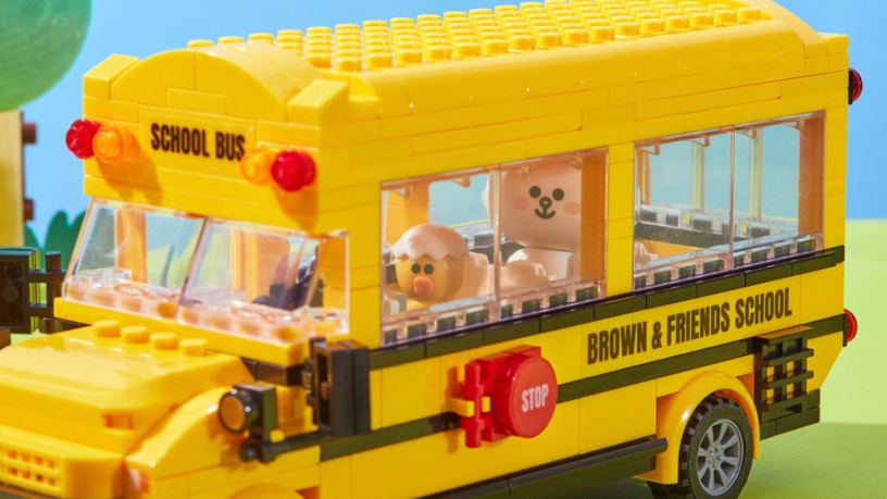 LINE FRIENDS「校車積木組」登場!打造專屬黃色校車,和寶寶熊大一起上學去