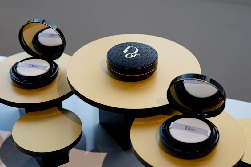 DIOR黑老花氣墊登場&DIOR 2021年春妝介紹