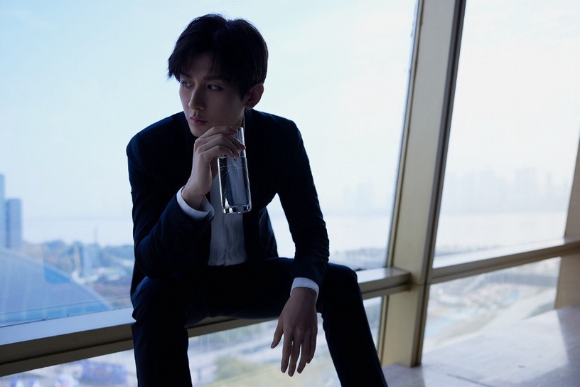 微博票選2020新生代最佳演員TOP 1:成毅 得票15,815,428