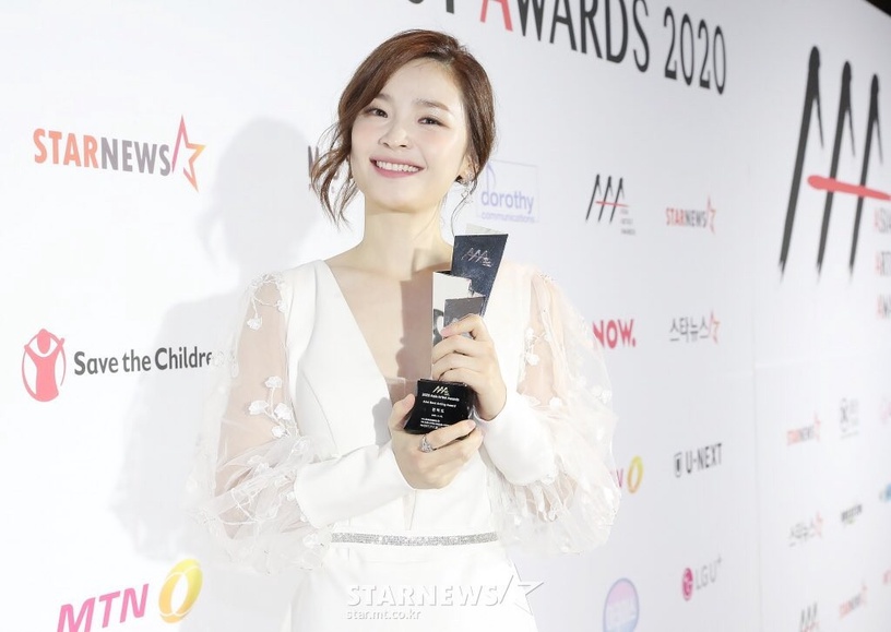 2020 AAA頒獎典禮女神美圖5:《機智醫生生活》田美都