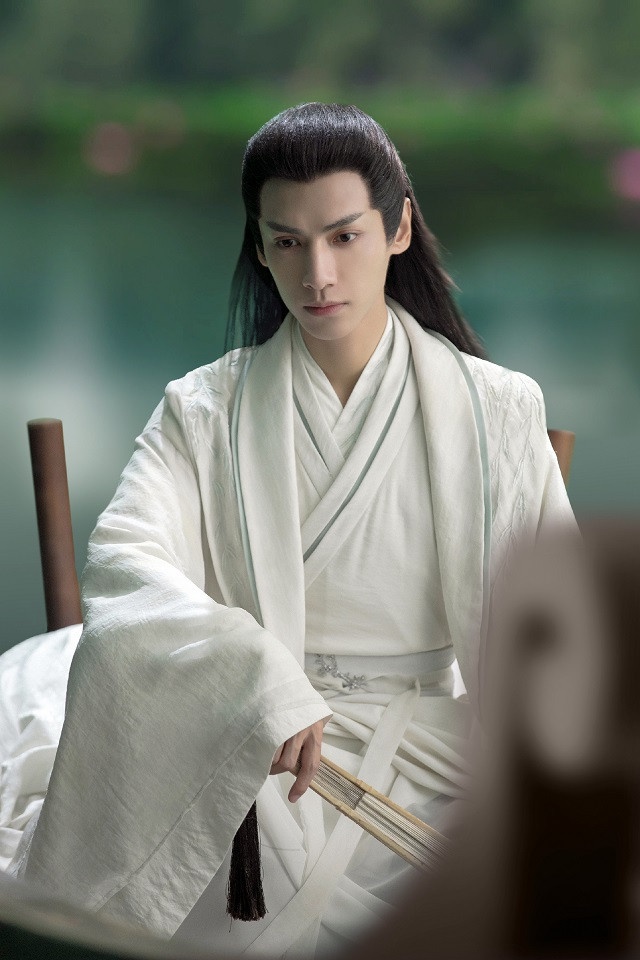 2021耽改劇古裝男神1:羅雲熙 飾演《皓衣行》楚晚寧