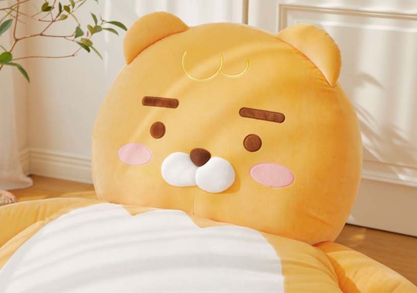 KakaoFriends「巨大萊恩沙發床」332,000韓元(約NT$8,560)