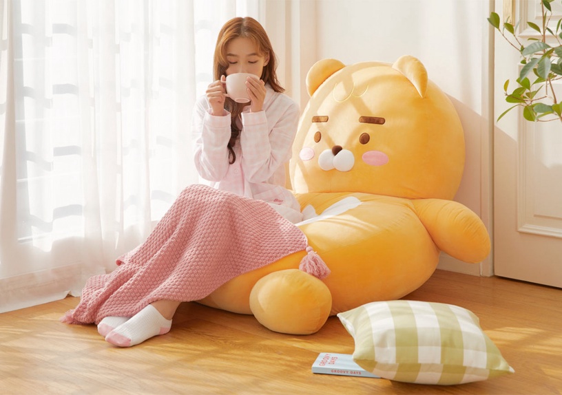 KakaoFriends「巨大萊恩沙發床」332,000韓元(約NT$8,560)