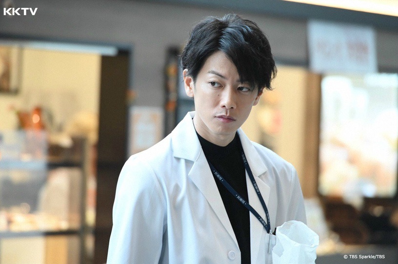 佐藤健主演Netflix原創日劇《初戀》!宇多田光經典神曲改編,攜手滿島光上演20年愛戀