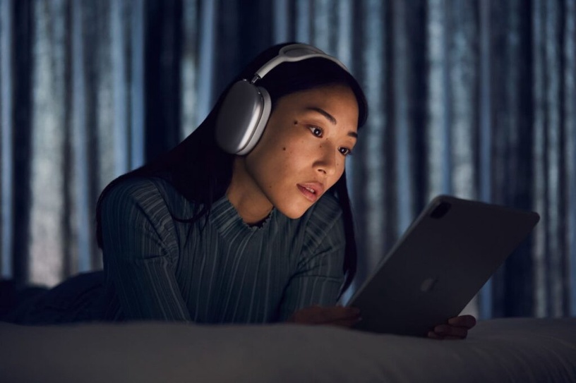 AirPods Max五大亮點,1/16正式開賣!APPLE首款耳罩式無線耳機,主動降噪、五大夢幻色
