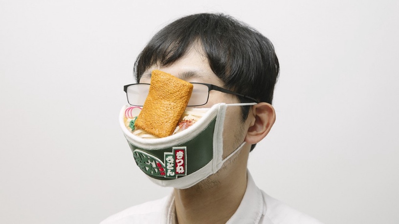 SBS演藝大賞「笑臉口罩」太鬧了!搞怪口罩大集合,拉麵&名片戴臉上,無用發明超爆笑!